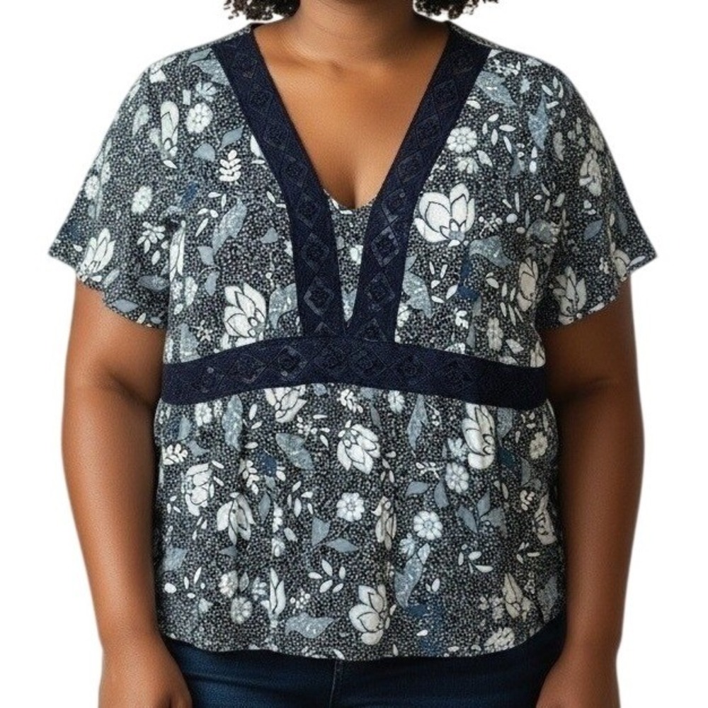 Lane Bryant Floral Print V-Neck Short Sleeve Blouse Top, Size‎ 20